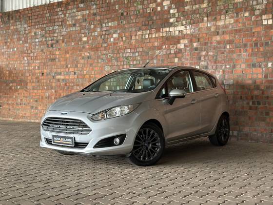 FORD FIESTA 1.6 TITANIUM HATCH 16V FLEX 4P POWERSHIFT